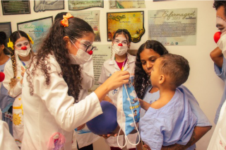 Sorriso de Plantão promove arrecadação de brinquedos para celebrar o Dia das Crianças